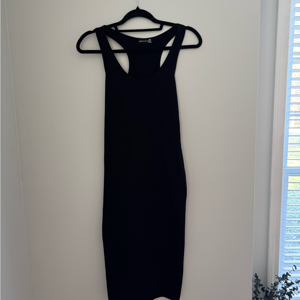 Elegant Black Sleeveless Dress